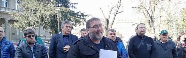 "Varaju poljoprivrednike, a ministar Nedimović ćuti"