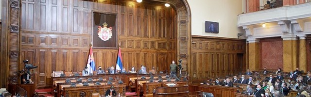 Ljubodrag Stojadinović: Zadah skupštinske štale