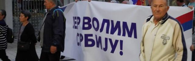 Skandal u Vranju: "Jumko" i "Komrad" platili prevozniku za prevoz kontramitingaša