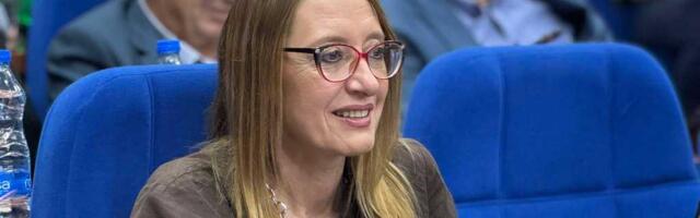 SRCE: Na Dan oslobođenja Beograda Vlada sednicu održava u Leskovcu? Šta se dešava?