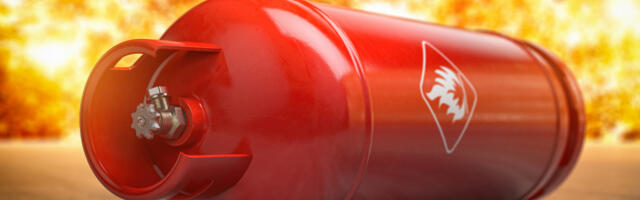 DVE OSOBE POVREĐENE SU U EKSPLOZIJI Sumnja se da je u Inđiji eksplodirala plinska boca u kući