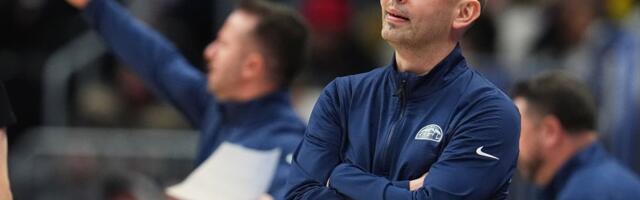 Trener Denvera o Jokiću: "On se igra sa tim momcima..."