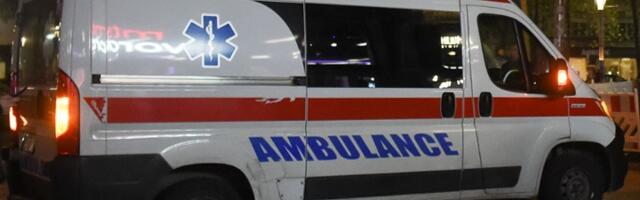 Teško povređen muškarac u sudaru automobila i autobusa kod BIGZ-a