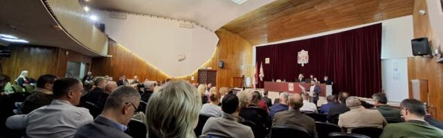 U toku sednica SG: Odbornici raspravljaju o BUDŽETU za 2026. "teškom" 14 MILIJARDI