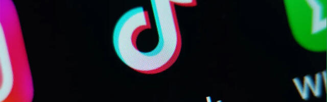 TikTok postaje još društveniji: Zajednički feed, kolekcije i praznične poruke