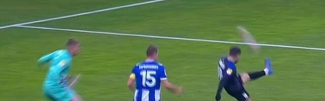 Lobovao golmana bez gledanja, okrenut leđima: Magija u Superligi Srbije!