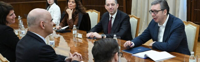 Председник Вучић са Берсеом о реформским процесима у Србији и региону