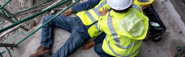 Užas u Humskoj: Radnik pao sa krova - ostao na mestu mrtav!