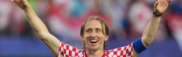 Hrvatska prošla u nokaut fazu, Modrića čeka Ronaldo