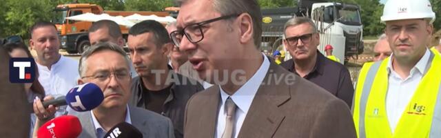 Vucic meets with EBRD delegation for Southeast Europe