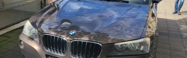 BAHAĆENJE GRANIČNE POLICIJE NA SRED TERAZIJA: Bembarom do Spomenika obešenima! (FOTO)