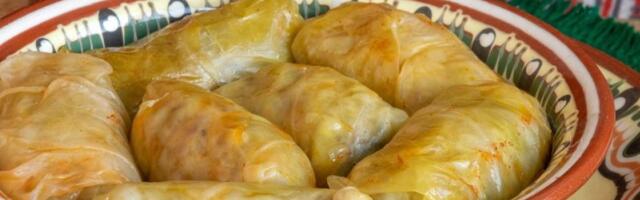 Posna sarma iz rerne: 1 sastojak čini čuda zbog kojeg više nećete jesti mrsnu