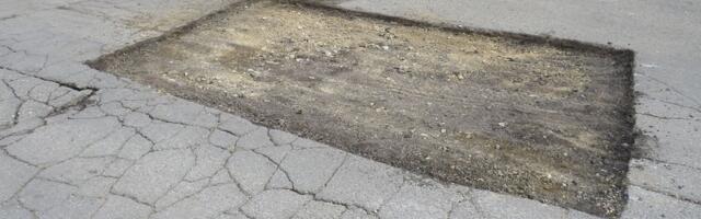 "GRAD BEZ RUPA": Koliko Kragujevčani koriste mogućnost da prijave oštećenja kolovoza i gde JKP Šumadija ima najviše posla?