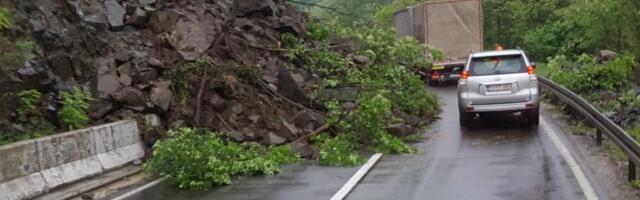 UPOZORENJE ZA VOZAČE U SRBIJI: Posebno obratite pažnju na ovu deonicu zbog odrona!