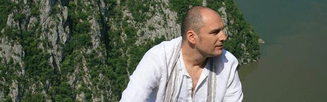 Preminuo  Igor Starović, pevač grupe "Divlji kesten"