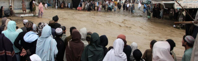 Број жртава поплава у Авганистану порастао на 48