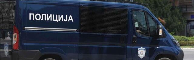 Roditelji učenika iz Veternika: „Napadač na studente ispred SNP-a preti našoj deci, policija ga uhapsi pa pusti“