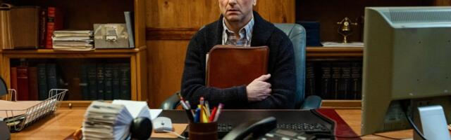 Kritičari novu horor komediju Widow’s Bay ocenili sa 100%: „Najbolja serija u 2026″