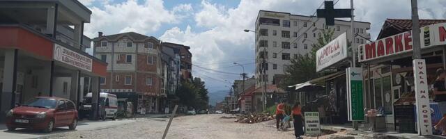 Stali radovi u Ulici genarala Živkovića, stanovnicima otežan život