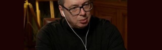 Vučić došao u Novi Sad - NA SENDVIČ (FOTO)