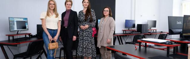 SAVREMENA OPREMA U ZDANJU IZ 18. VEKA: Fondacija Mozzart obnovila kabinet Srednje škole u Temerinu