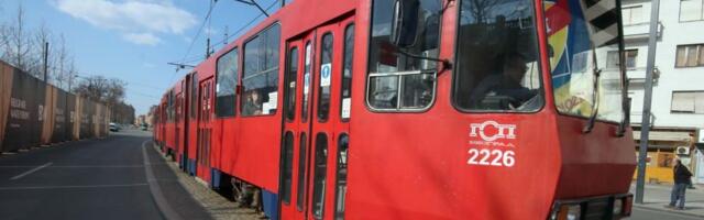 Tramvaj iskočio iz šina na Dorćolu i udario u zgradu
