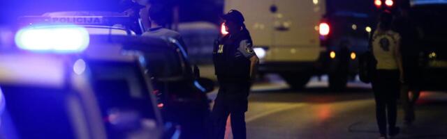 OPSADNO STANJE KOD ZAGREBA! Specijalci opkolili kuću, muškarac se zabarikadirao sa pištoljem