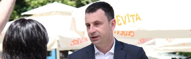 Udario dete kolima i pobegao, a i dalje je DIREKTOR državne firme