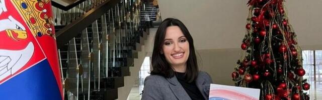 Iz amfiteatra u UKC: Leskovčaniki Milici Kostić su se isplatile neprospavne noći nad knjigama