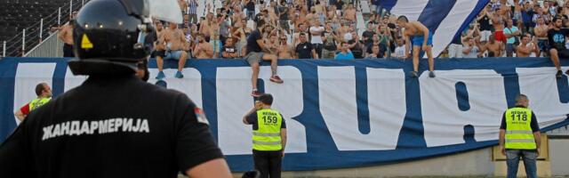 VARVARI UZIMAJU STVARI U SVOJE RUKE, NEĆE VIŠE MIGRANTI VODITI GLAVNU REČ: Navijači Budućnosti stali u odbranu grada!