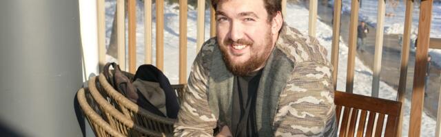 Stefan Tićmi, dvostruki dobitnik nagrade Politikinog zabavnika, večeras predstavlja svoju knjigu