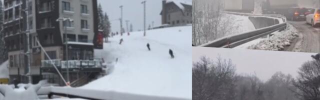 DRAMATIČNI SNIMCI SNEŽNE VEJAVICE KOJA JE U SEKUNDI POGODILA SRBIJU Pogledajte svu snagu nevremena širom zemlje: Zavejani putevi, stvaraju se kolone (VIDEO)