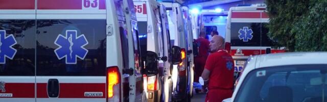 Tri osobe povređene u sudaru kamiona i automobila