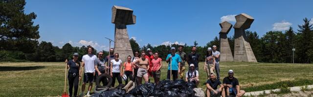 Lokalna fondacija Niš i “Ingsoftware” čistili Bubanj