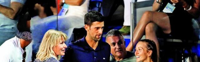FOTO EKSKLUZIVA! Novak uslikan sa porodicom! Evo gde i kako provodi vreme pred nastavak sezone!