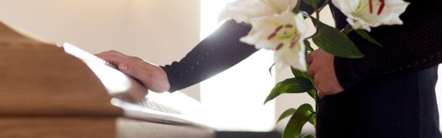 Živog ga zakopali na 24 sata! Snimak srušio internet, a evo koliko para je dobio za ovaj podvig (VIDEO)