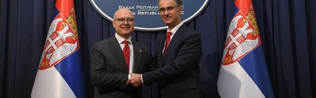 "Dobro je da Đokić i Macut razgovaraju, nije važno gde, pa nek je i na livadi"