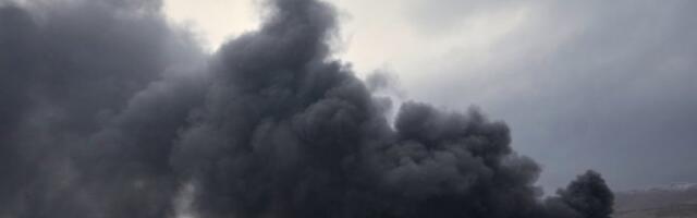 PAKAO U IRANU! Izrael RAZNEO ključno gasno postrojenje - KULJA CRNI DIM, kompleks gori! (VIDEO)