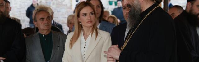 KRST OD GOTOVO 14 METARA NA MESTU SLAVNE POBEDE: Ministarka Stamenkovski predstavila idejno rešenje za obeležje na Pločniku (FOTO)