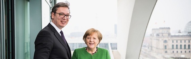Oproštajna podrška Vučiću?