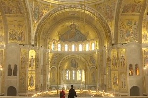 Завршено постављање мозаика у Храму Светог Саве, први посетиоци моћи ће да уђу за десетак дана