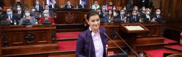 Komersant: Srpska vlada bez ključnih proruskih ministara iz SPS