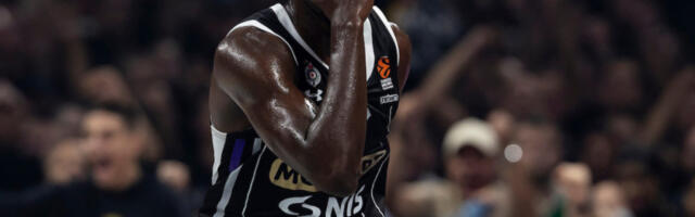 ISAK BONGA SE VRAĆA U BEOGRAD!