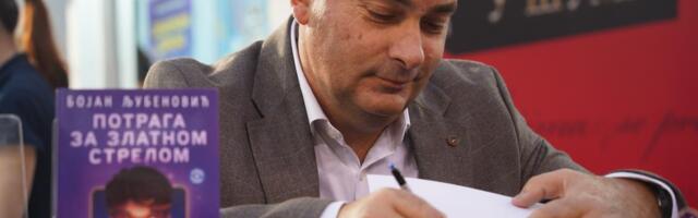 Bojan Ljubenović završava 2025. u velikom stilu: Za praznike stiže trilogija "Tajne dedinog kofera"