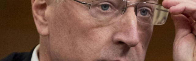 Курт Волкер: Разговори са Русијом неће довести до мира