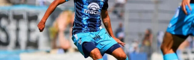 (VIDEO) Drama u avionu: Fudbaler vikao "Bomba, sve će eksplodirati", izveden u lisicama