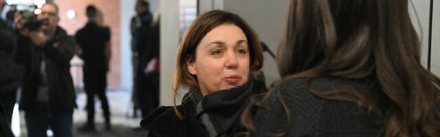 Miljana Kecmanović svom sinu Kosti: Ode sve u propast, sramotiš nas!