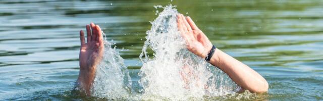 Tragedija na poznatom kupalištu: Prolaznici uočili telo muškarca (66) kako pluta u vodi
