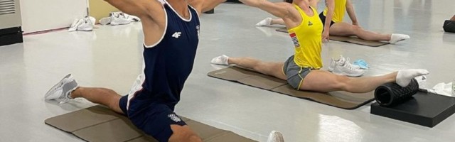 Novak upao na trening gimnastičarki i napravio šou (FOTO)
