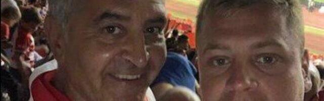 DA SE SRCE SLOMI, NENAD PERIŠ OBJAVIO SLIKU SA POKOJNIM SINOM! Matej i on u zagrljaju na prošlom Svetskom prvenstvu, nose dresove Hrvatske